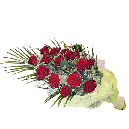 Траурный букет из алых роз купить с доставкой в по Сыктывкару